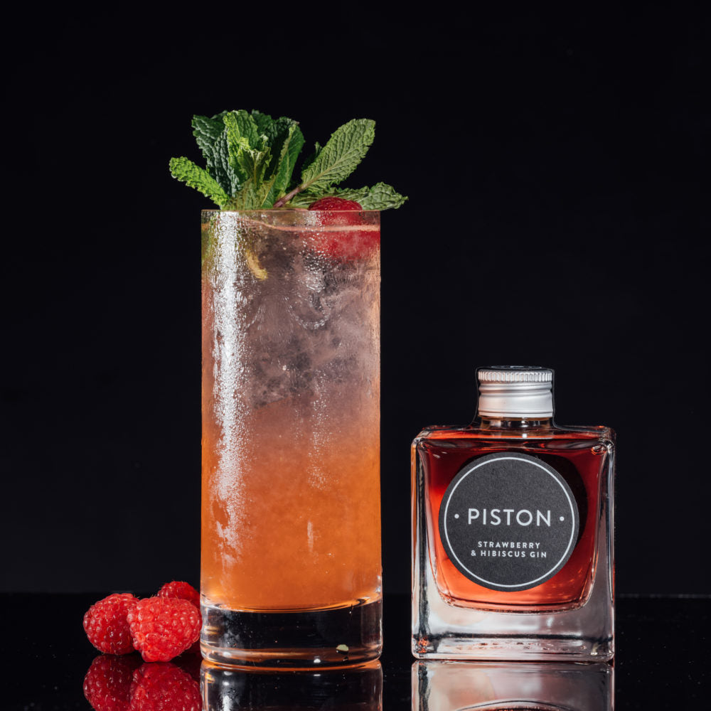 Piston Strawberry & Hibiscus Gin 20cl
