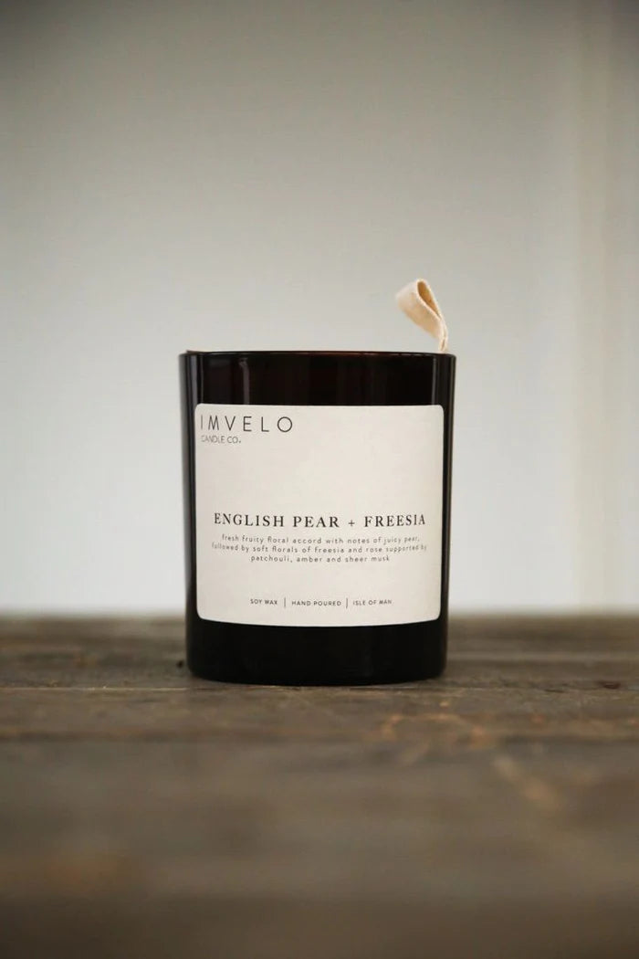 Imvelo English Pear & Freesia Signature Candle