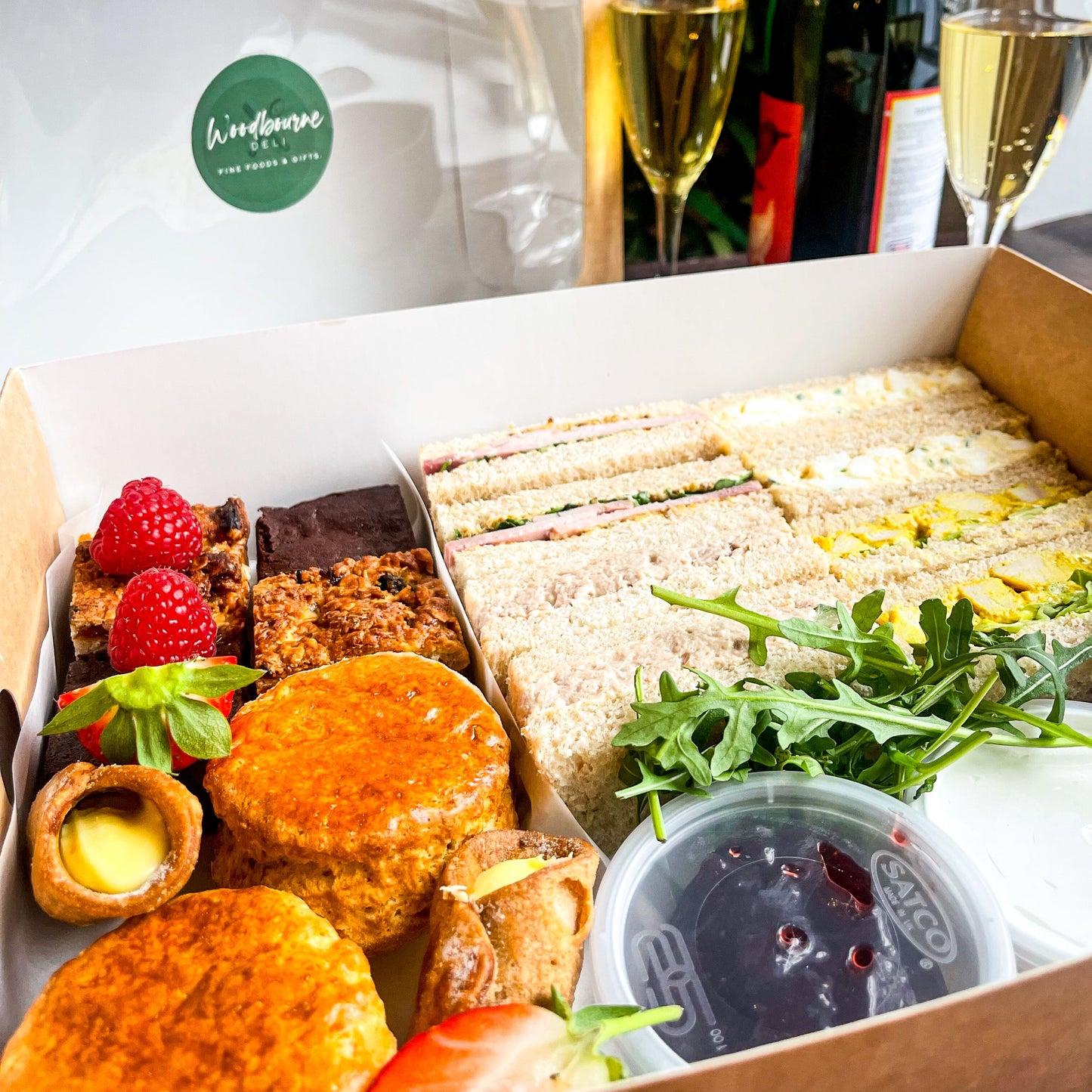 Mother's Day Afternoon Tea Box for 6