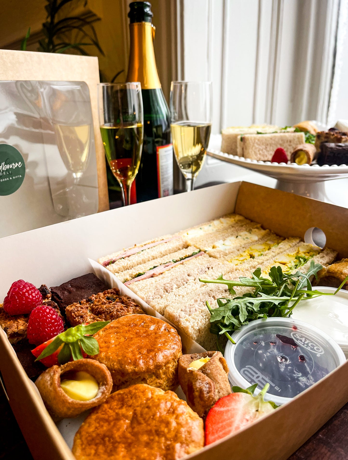 Mother's Day Afternoon Tea Box for 4